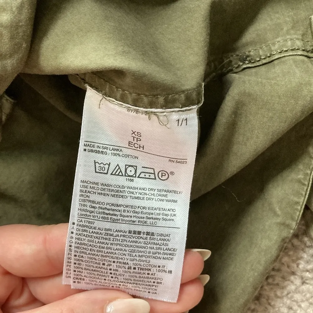 Banana Republic Soft Wash Button Down/Jacket Women's Size XS Olive Green Cotton - Image 5