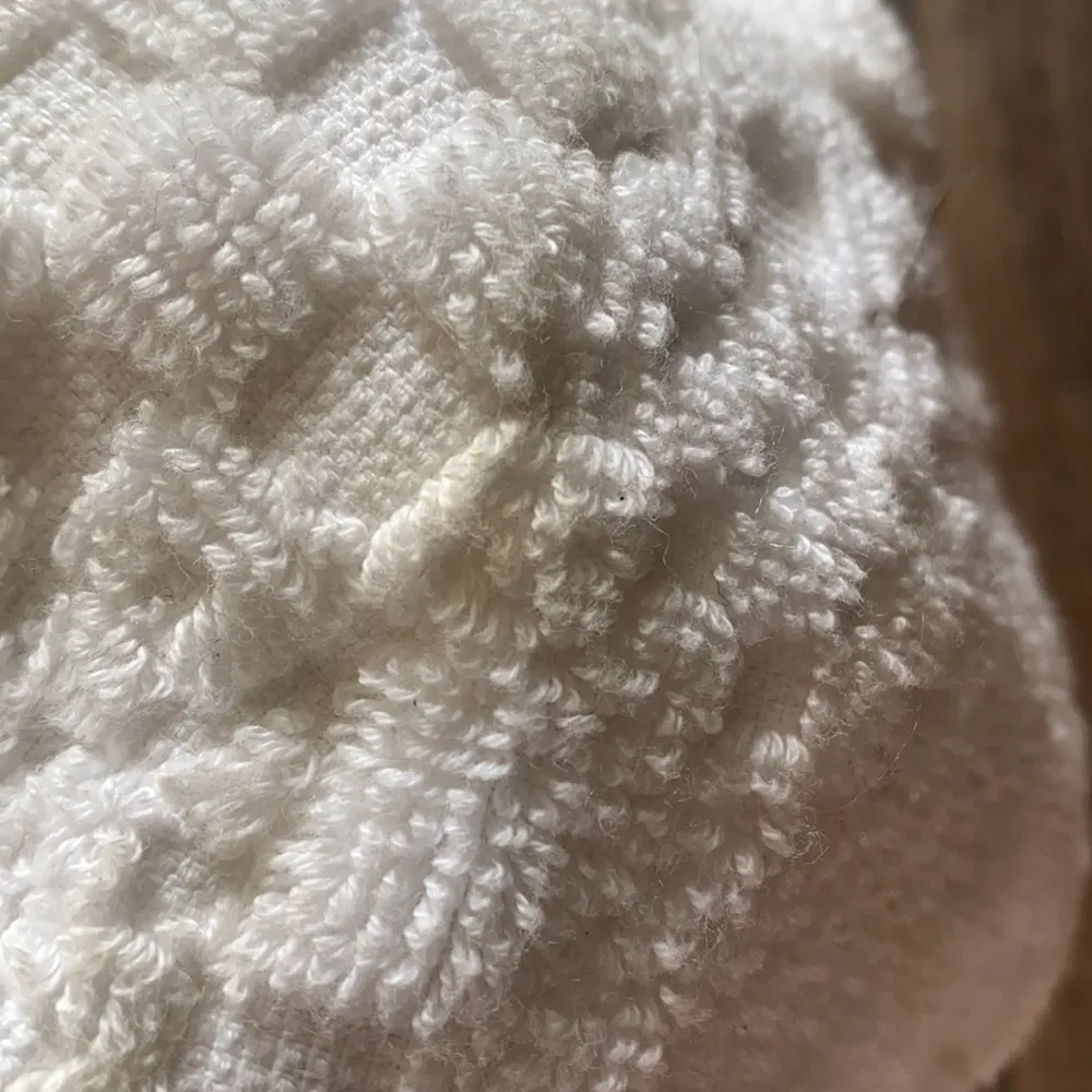 White Check - Image 4