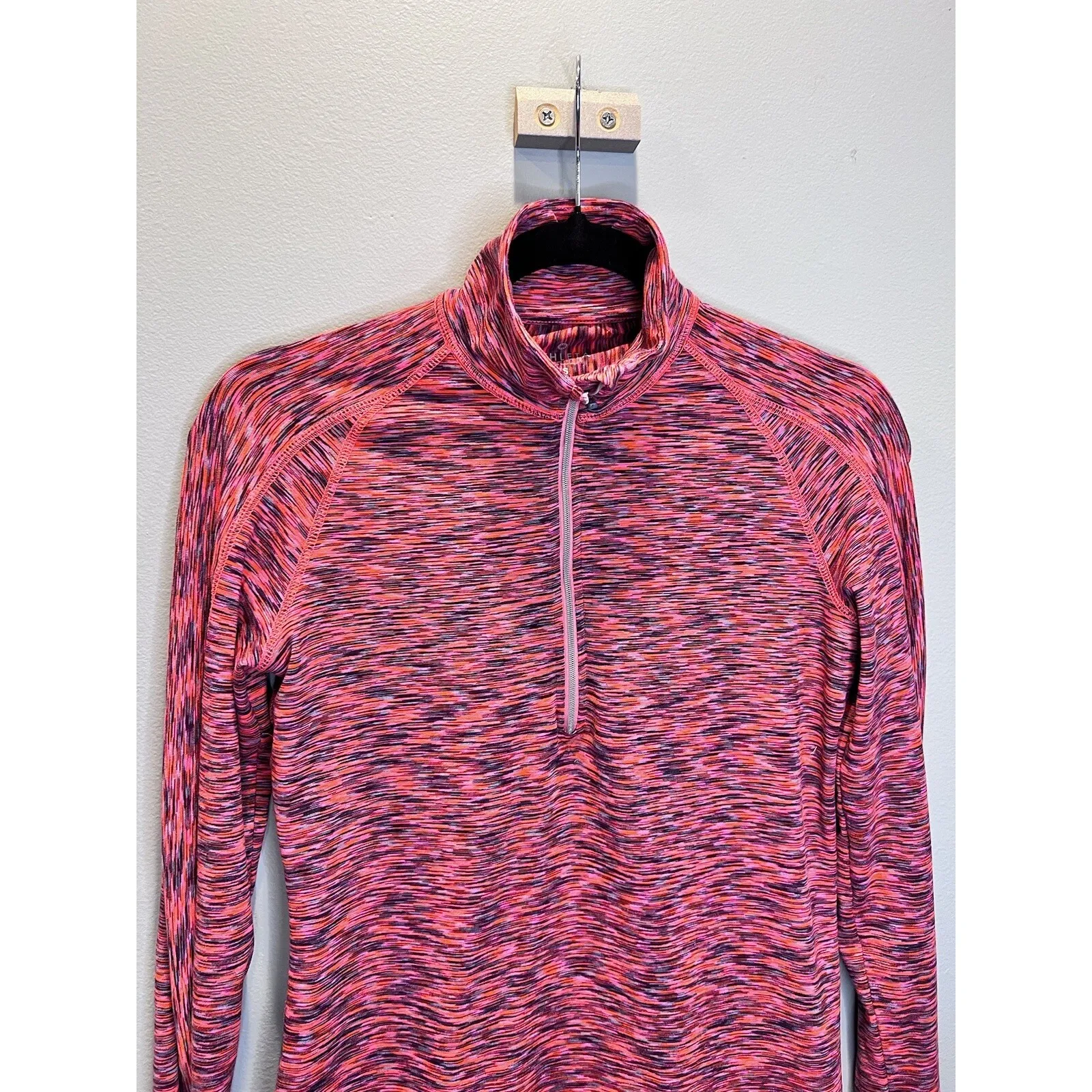 Athleta Womens XS Red Mendoza 1/2 Zip Pullover Activewear Jacket Space Dye - Image 2