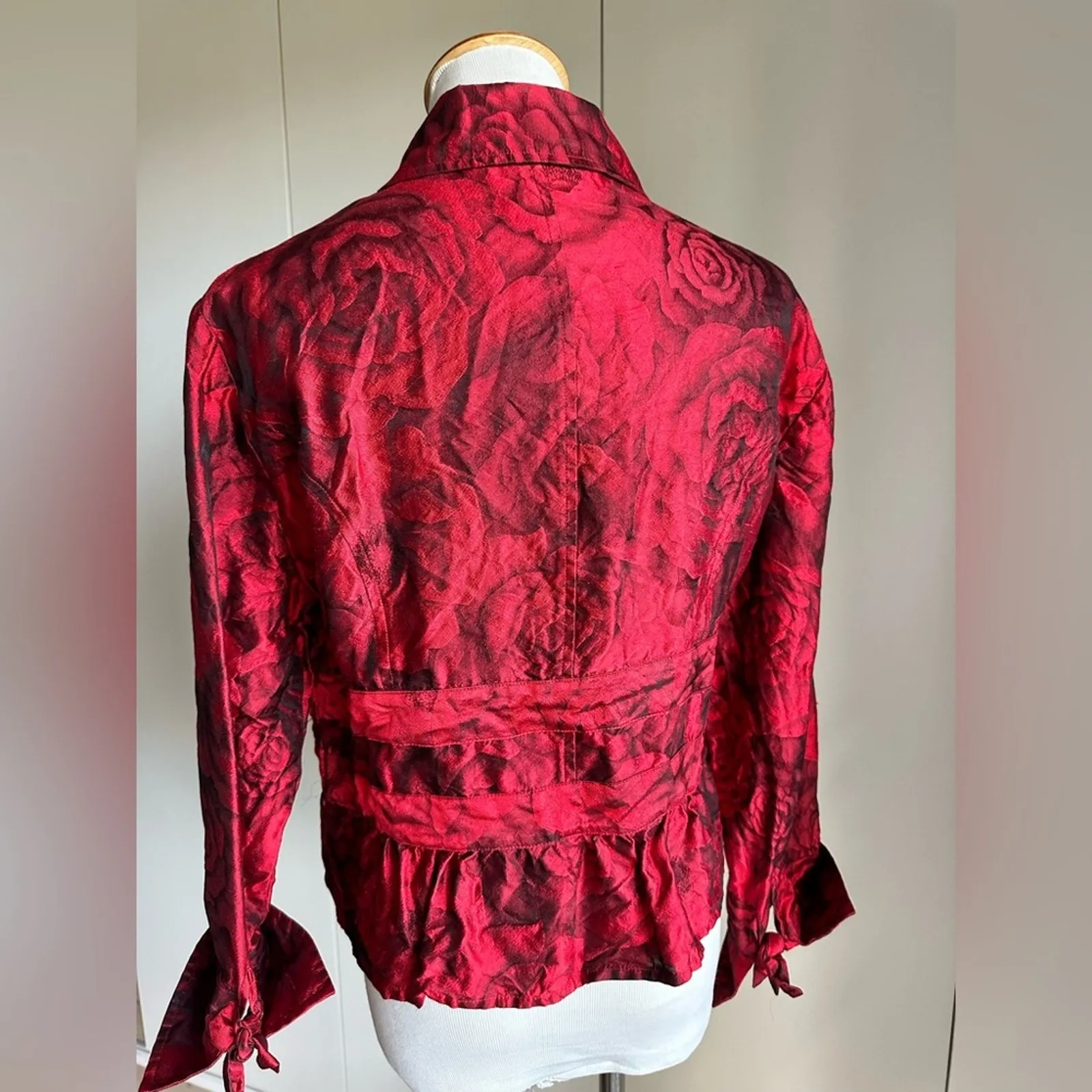 Vintage Womens Silk Blouse Floral Print Chili Red/Black 90s Designer Formal - Image 3