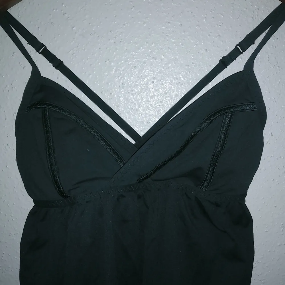 Lululemon XS Black Strap Mesh Bra Back Bubble Hem Drawstring Top - Image 6