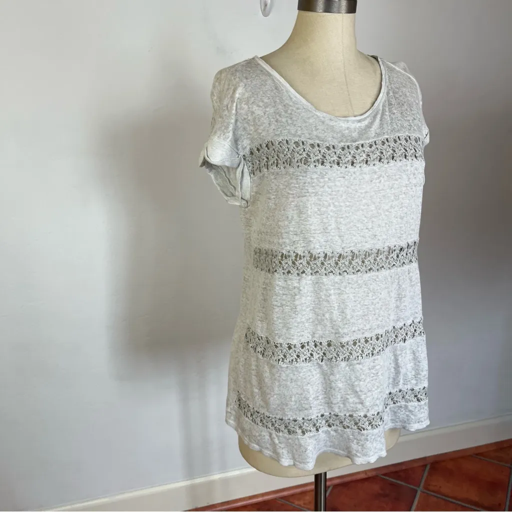 Anthropologie Akemi + Kin Grey Linen Top - Image 3