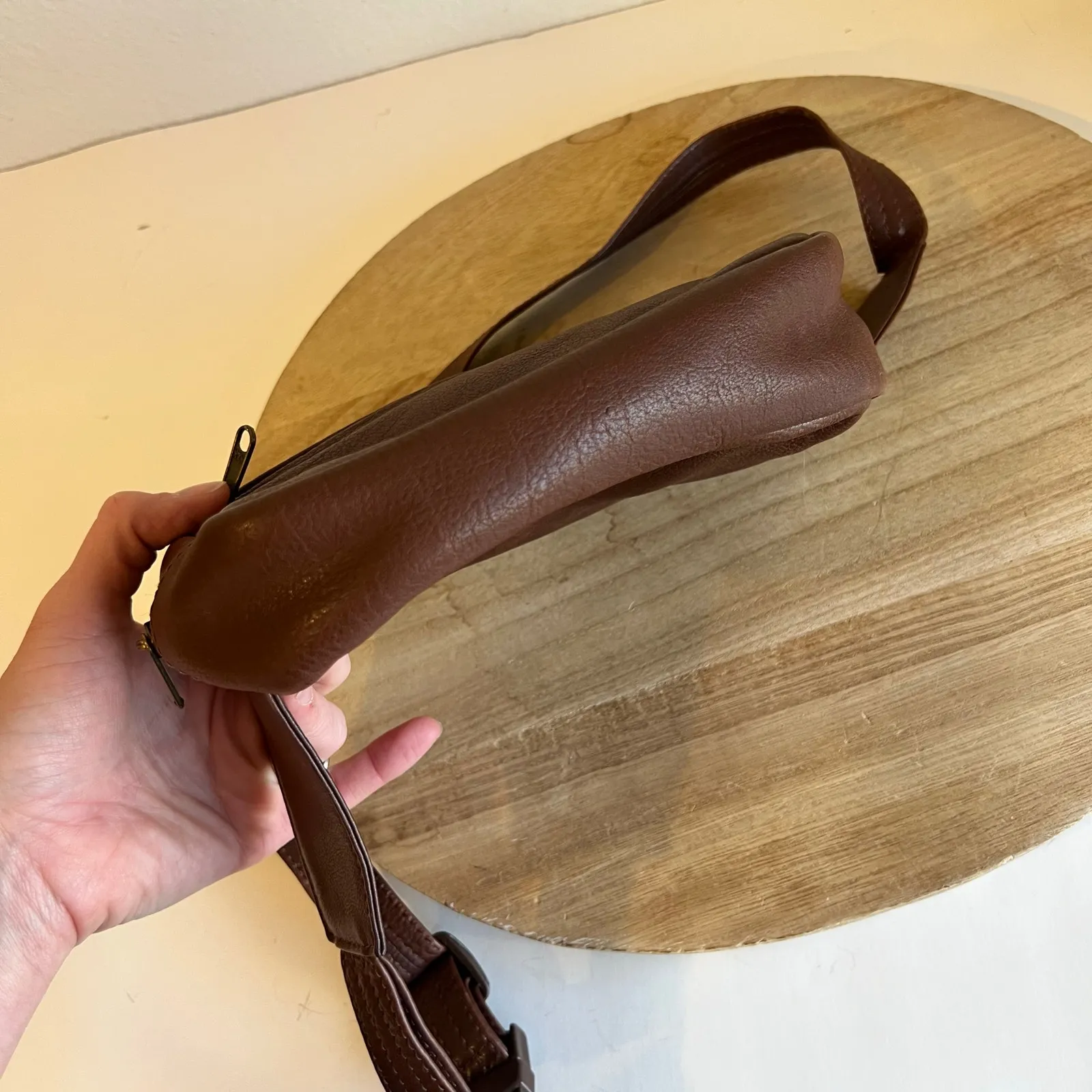 Brown Vintage 90s Soft Genuine Leather Zipper Small Crossbody Fanny Pack Bag - Image 10