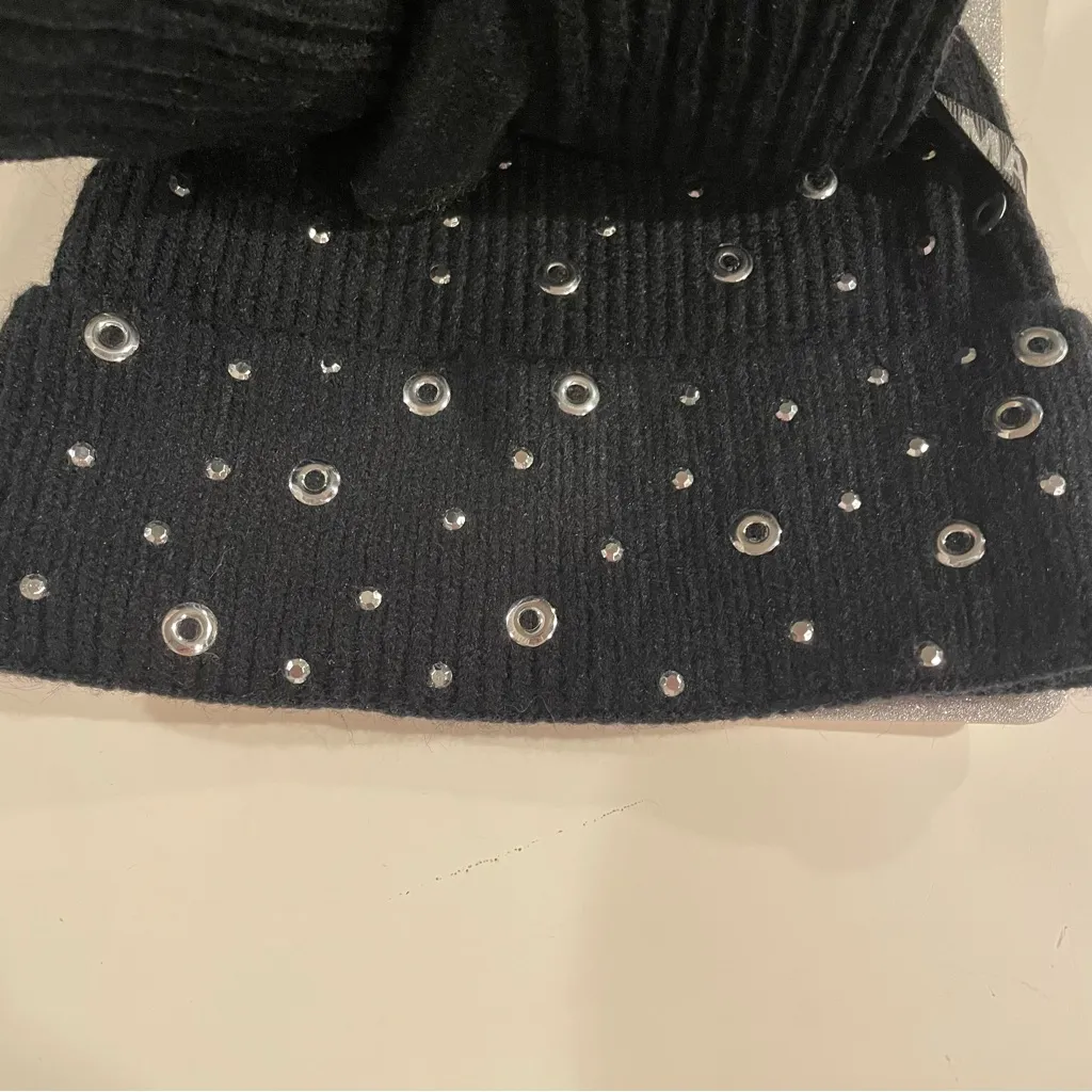 Madden NYC Warm Grommet Rhinestone Studded Beanie & Cuffed Glove NWT Black - Image 5