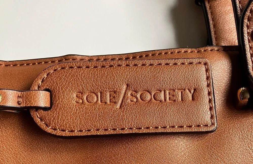 Sole/Society Lap Top Bag with Cross Body Strap - Image 5