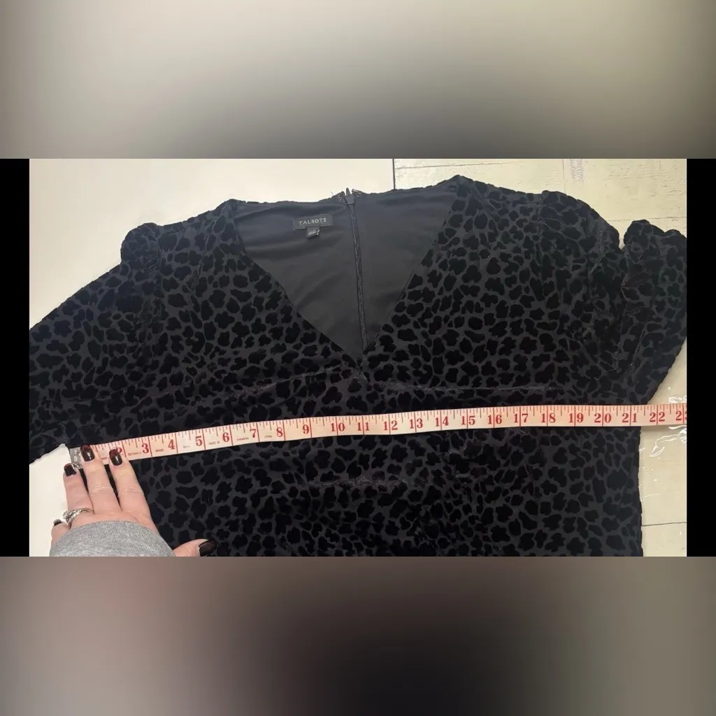 Talbots Black Velvet Burnout Dress Leopard Size XL 16-18 Sheath Whimsy V Neck - Image 3