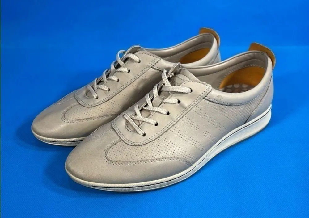 Ecco Women's Casual Leather Sneaker Size 38B Gray US 7/7.5 Tan - Image 2
