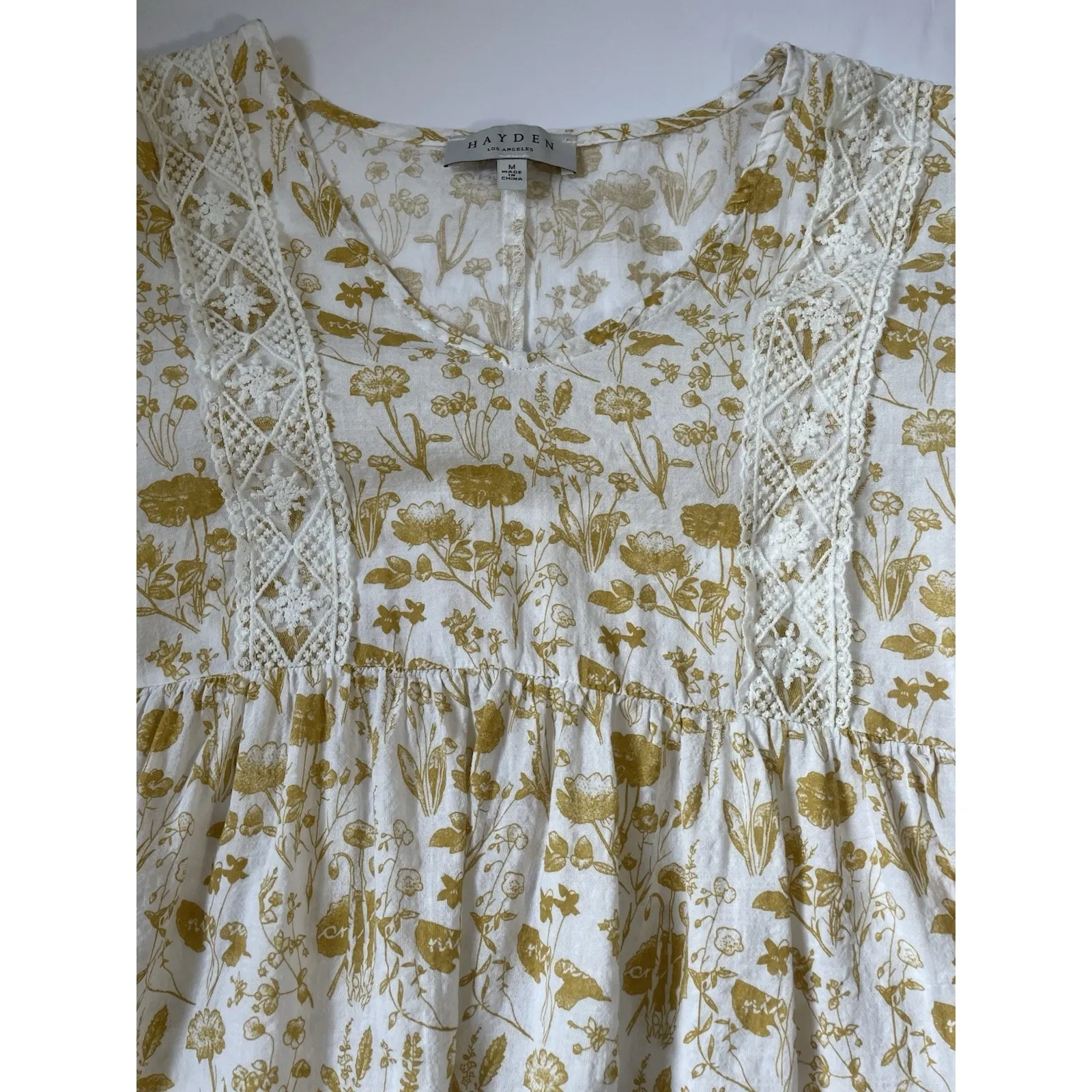 Hayden Los Angeles Women Boho Floral Peasant Top M‎ Puff Sleeve Lace Trim Blouse - Image 8