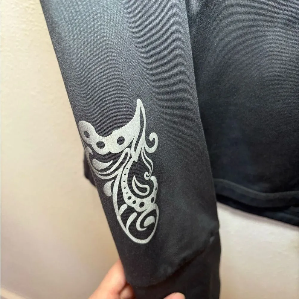 Athleta  Women's Large Gray Pullover Hindsight Reflective 1/4 Quarter Zip‎ Jacket - Image 4