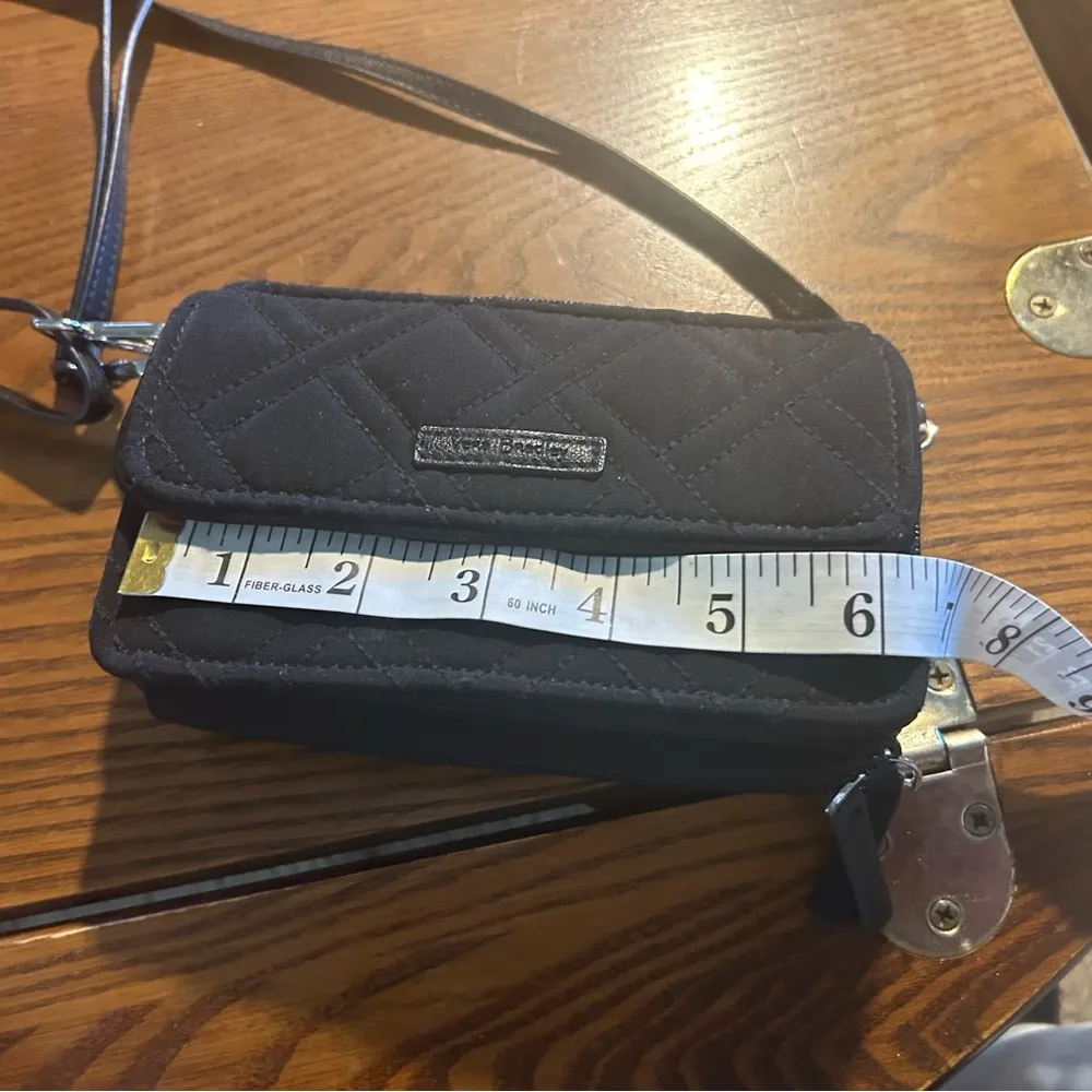 Vera Bradley Black Quilted Crossbody Bag CLEAN & LIKE New - Image 6