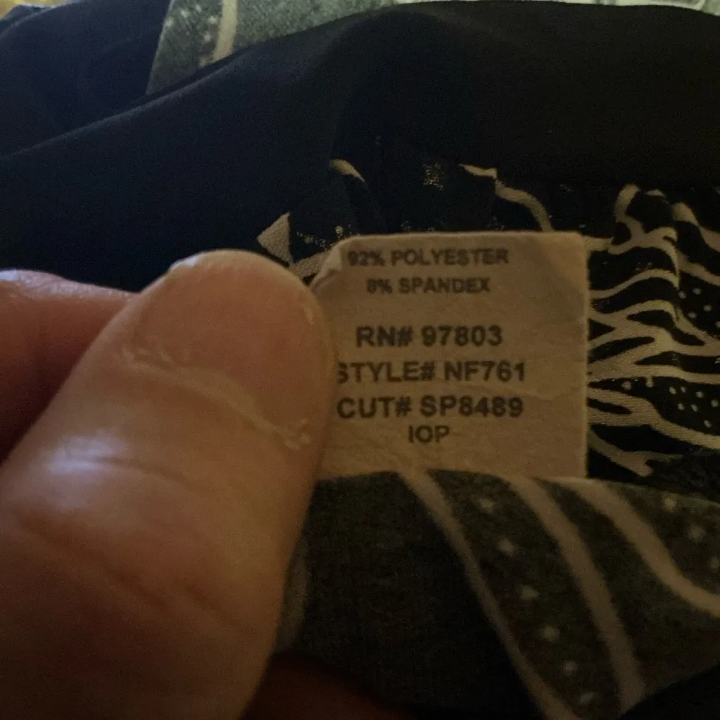 Vtg Y2K black floral sexy top - Image 4