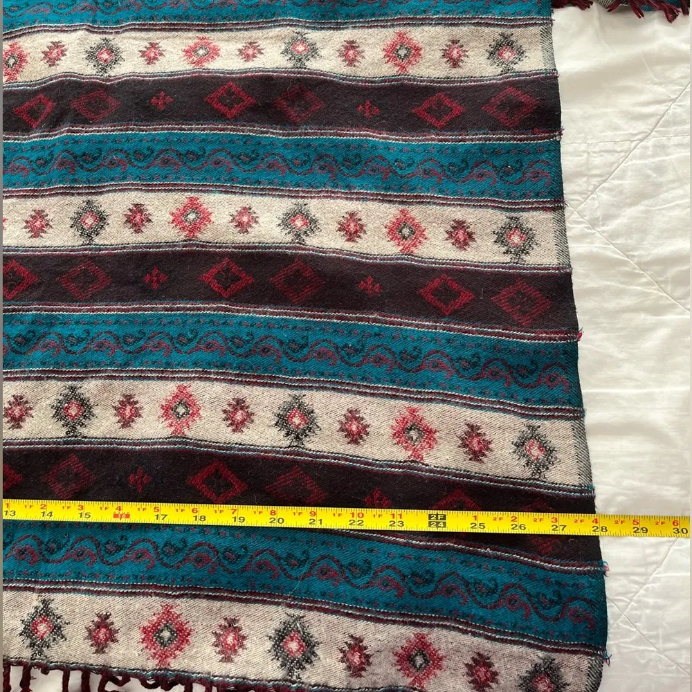 Aztec style scarf - Image 5