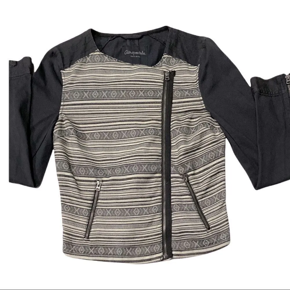 Aeropostale  Womens Southwest Cropped Jacket - Image 3