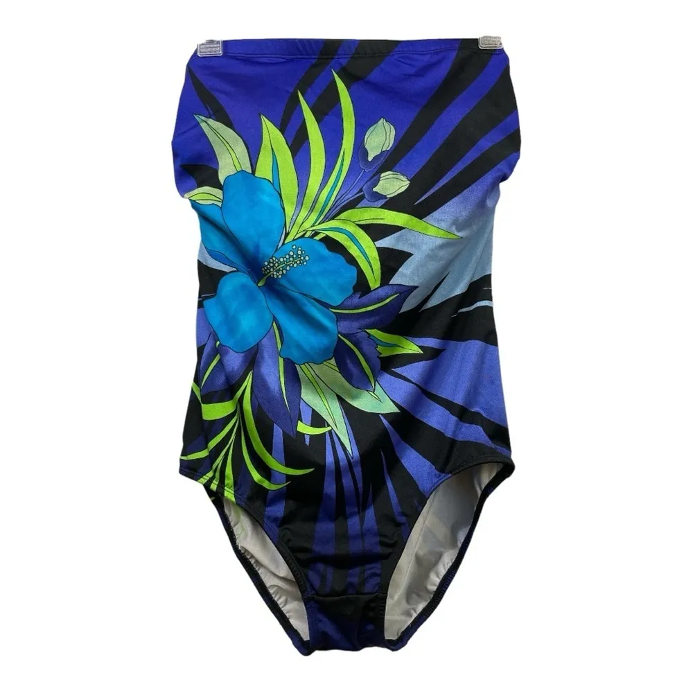 Longitude Floral Strapless One
Piece Swimsuit size 16 - Image 4