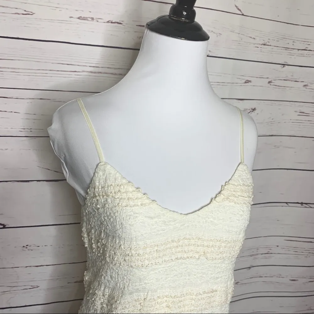 Banana Republic Off White Textured Lace Cami Tank Top Size Small - Image 3