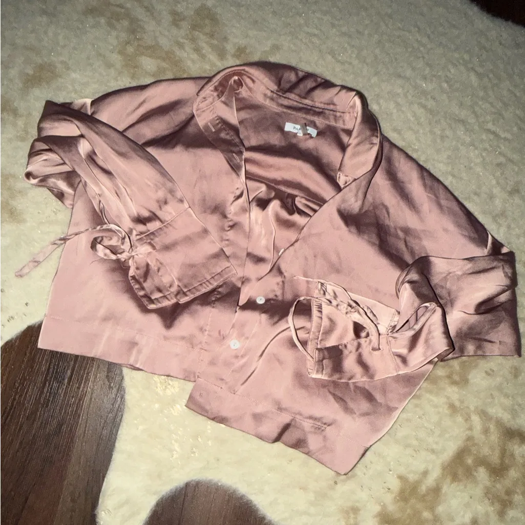 Parker
Women's Shari Bomber Jacket xs $220 pink bow satin casual classic - Image 4