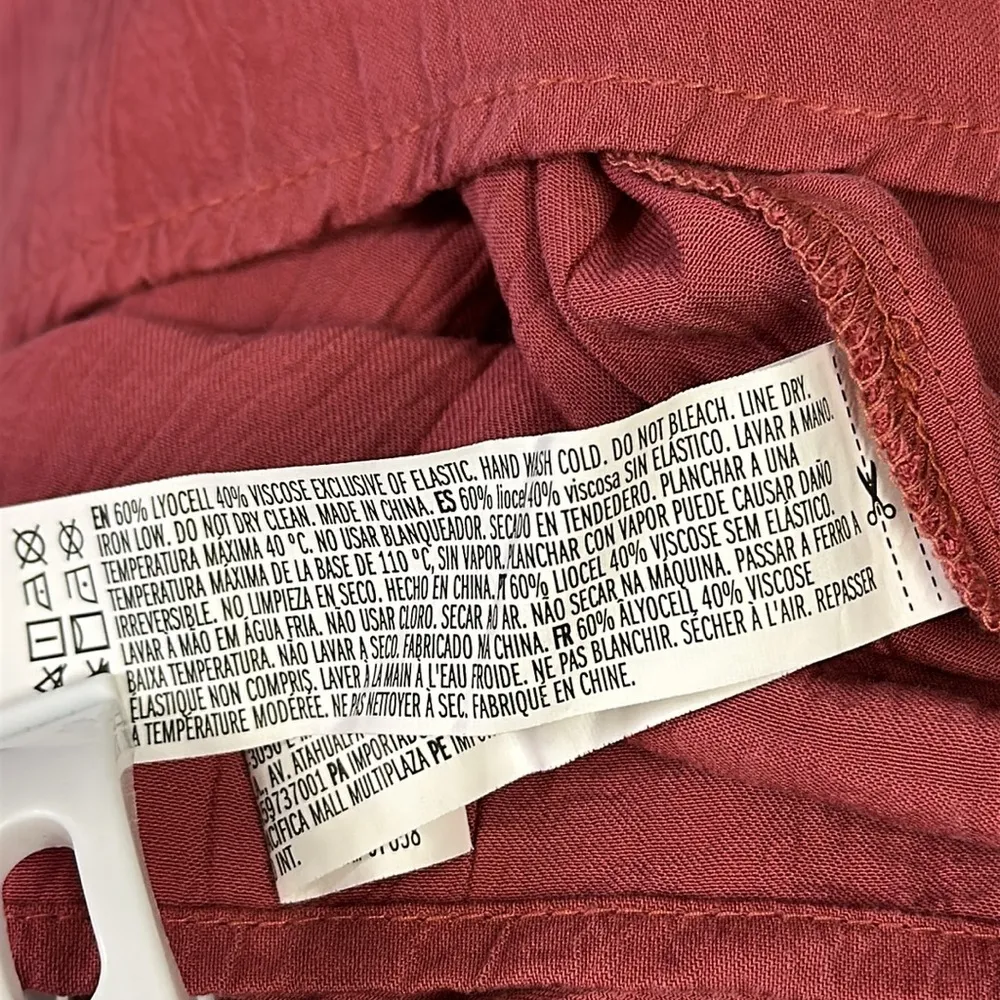 Forever 21 Plunging Ruffled Smocked Peasant Boho Long Sleeve Shorts Romper Small - Image 11