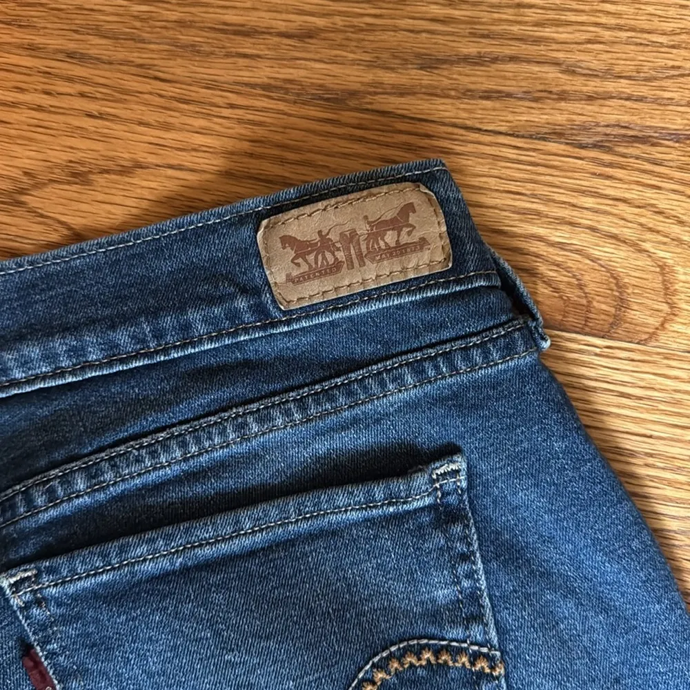 Women’s Levi Strauss 505 straight leg jeans - Image 5