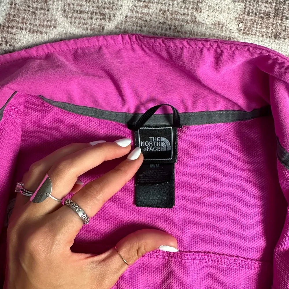 The North Face Pink Windbreaker - Image 3