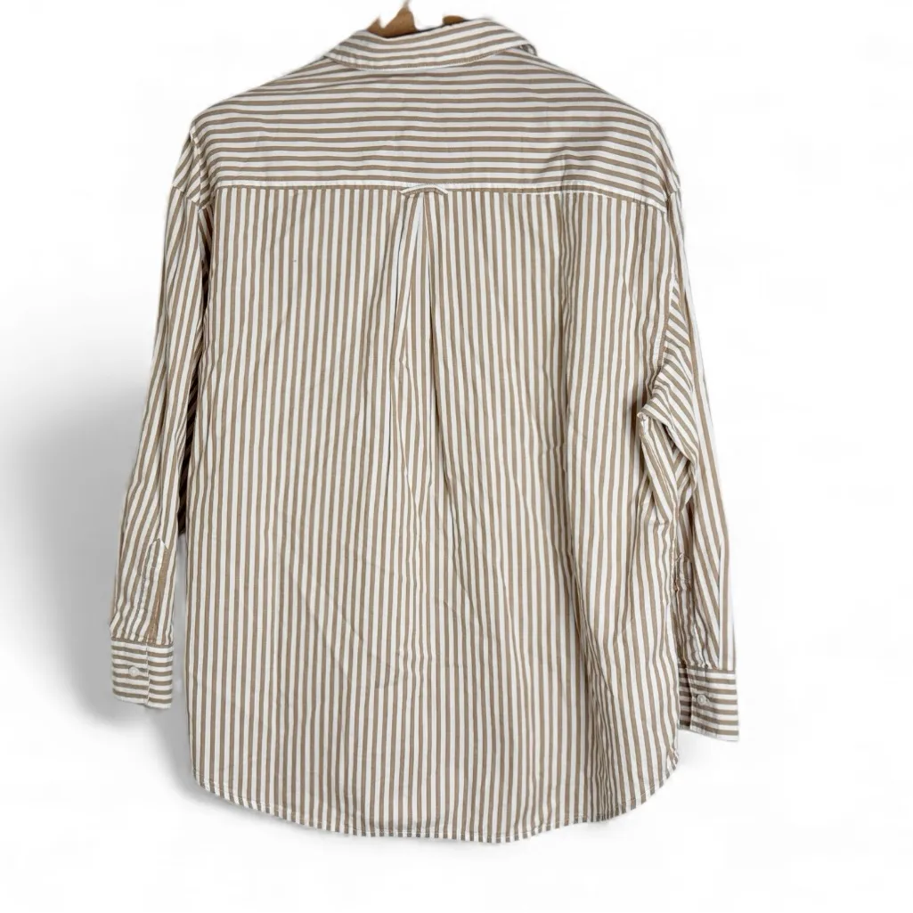 Old Navy The Boyfriend Shirt Tan Striped Button Down Shirt Preppy size M - Image 2