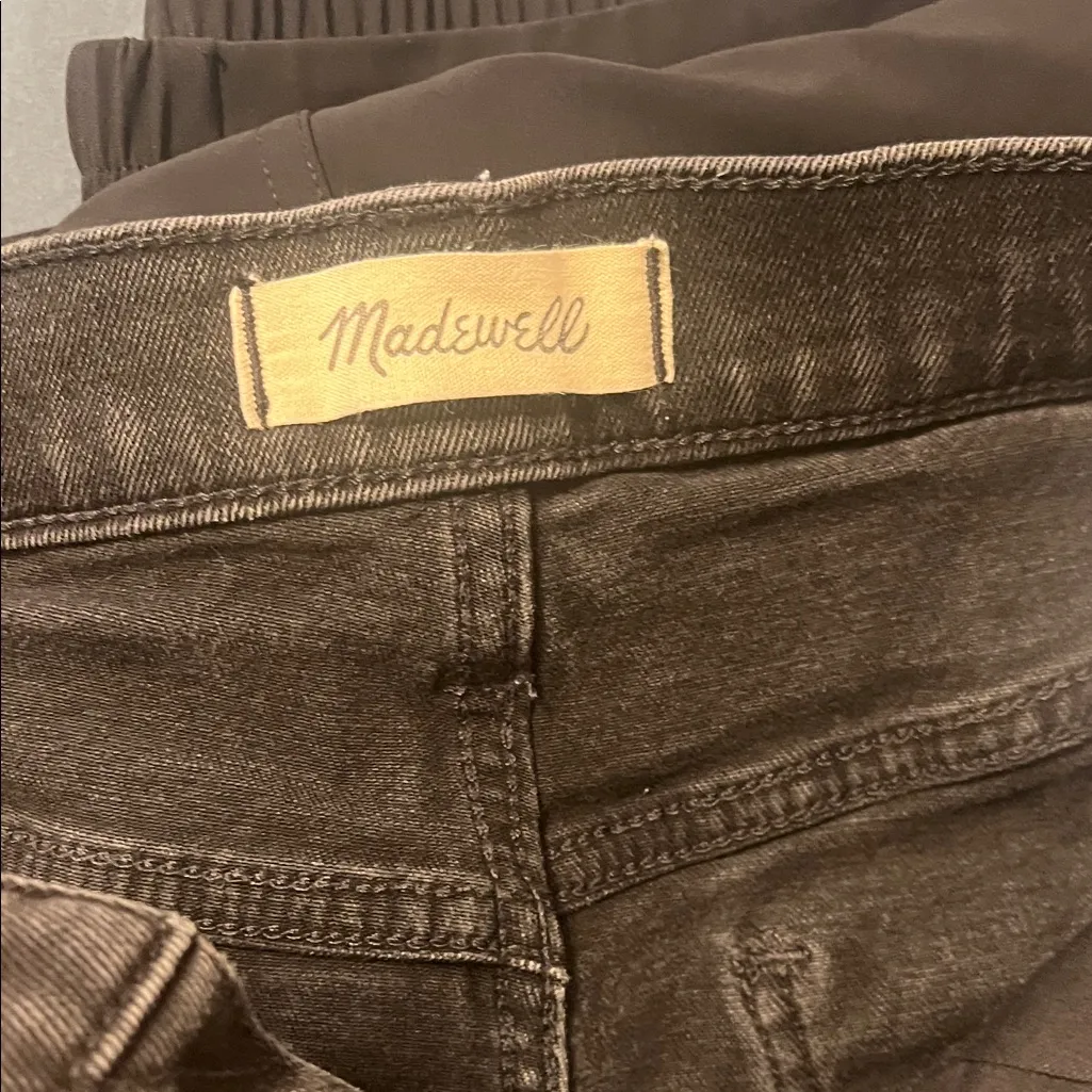 Madewell High Rise Shorts - Image 5