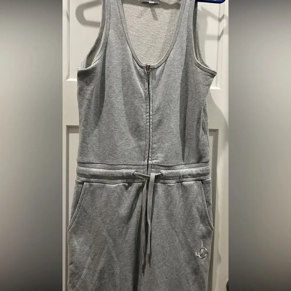 Juicy Couture gray jumpsuit in a size small - Image 2