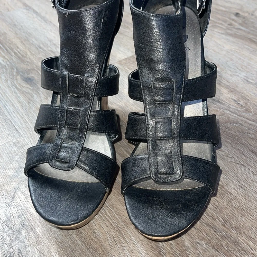 G by Guess Caged Wedge Sand Size 10 Medium - Image 3