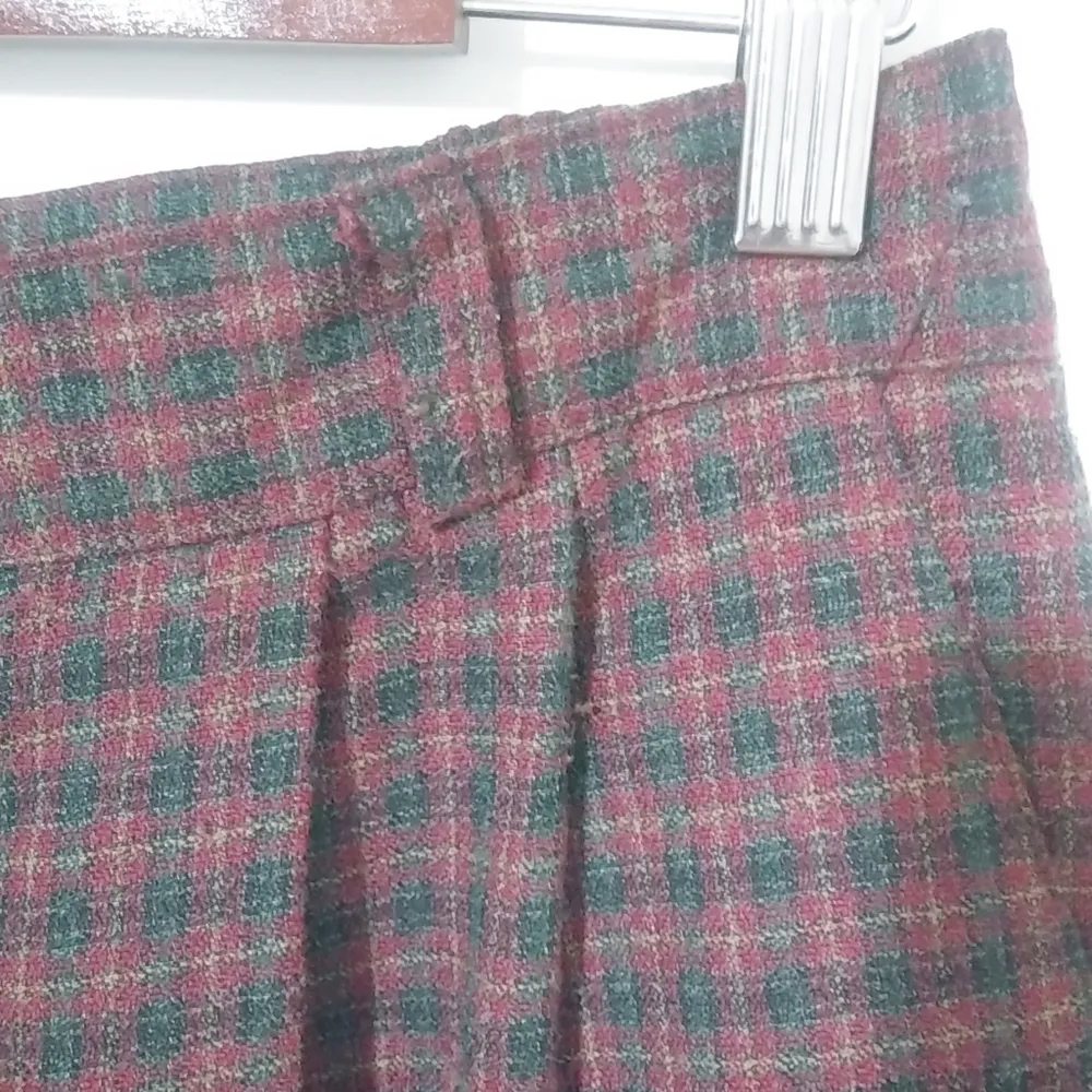 Tofy 31x28 Dark Gray Red Plaid Pants Short Size 31 - Image 5