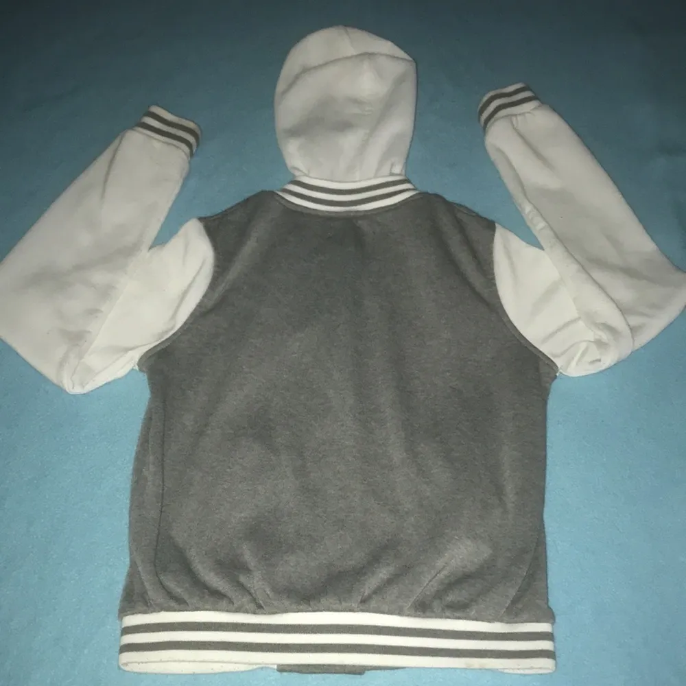NEW LOOK varsity letterman style jacket hoodie snap up closure size M - Image 2