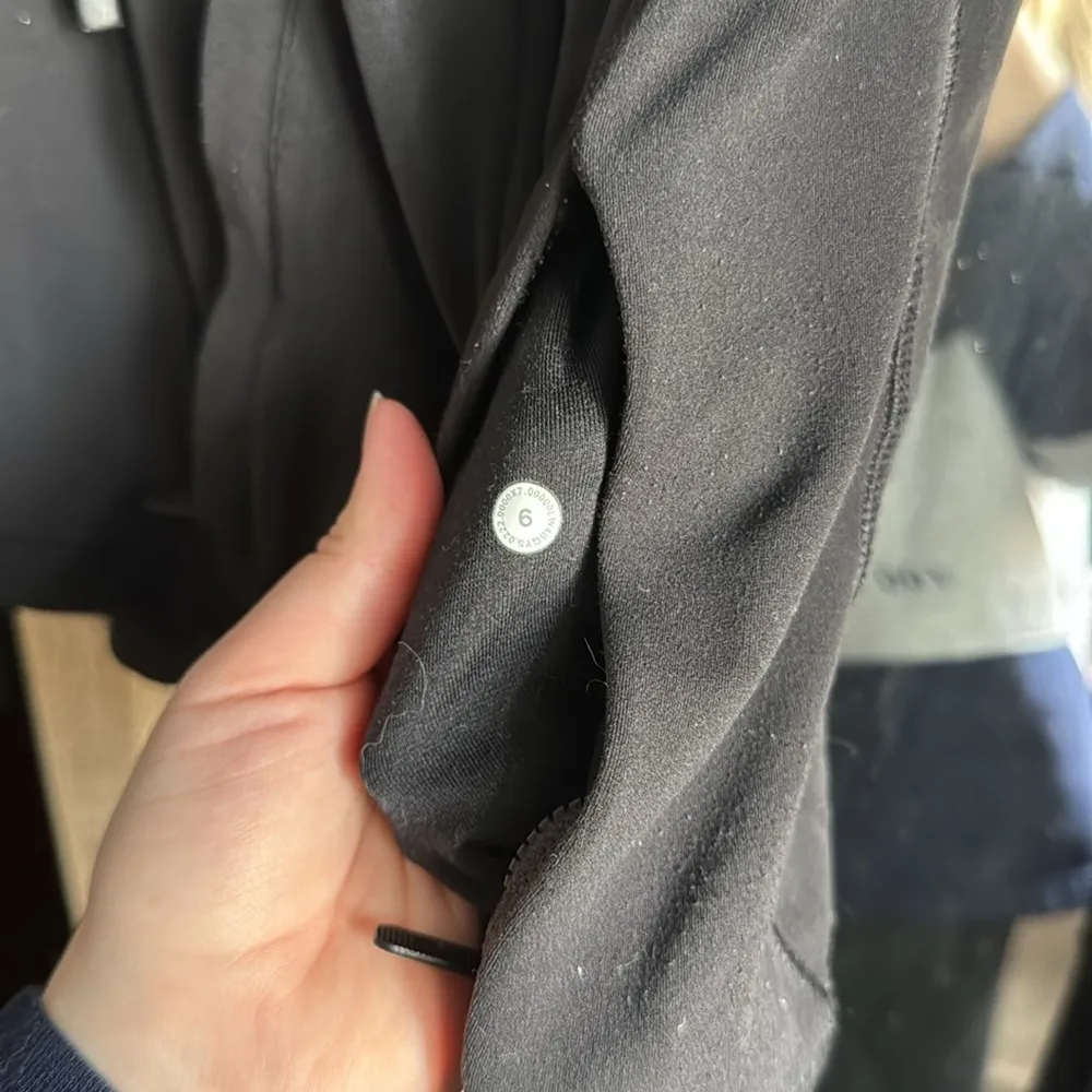 Lululemon Hooded Define jacket - Image 3