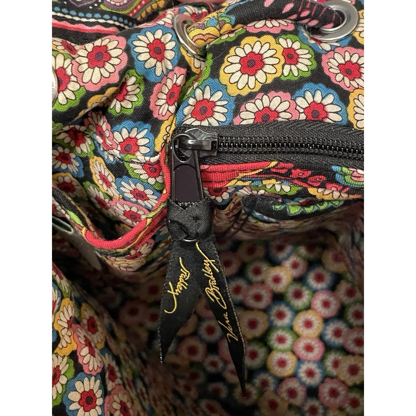 Vera Bradley Symphony in Hue Bucket Bag Purse Handbag Quilted Drawstring READ - Image 6