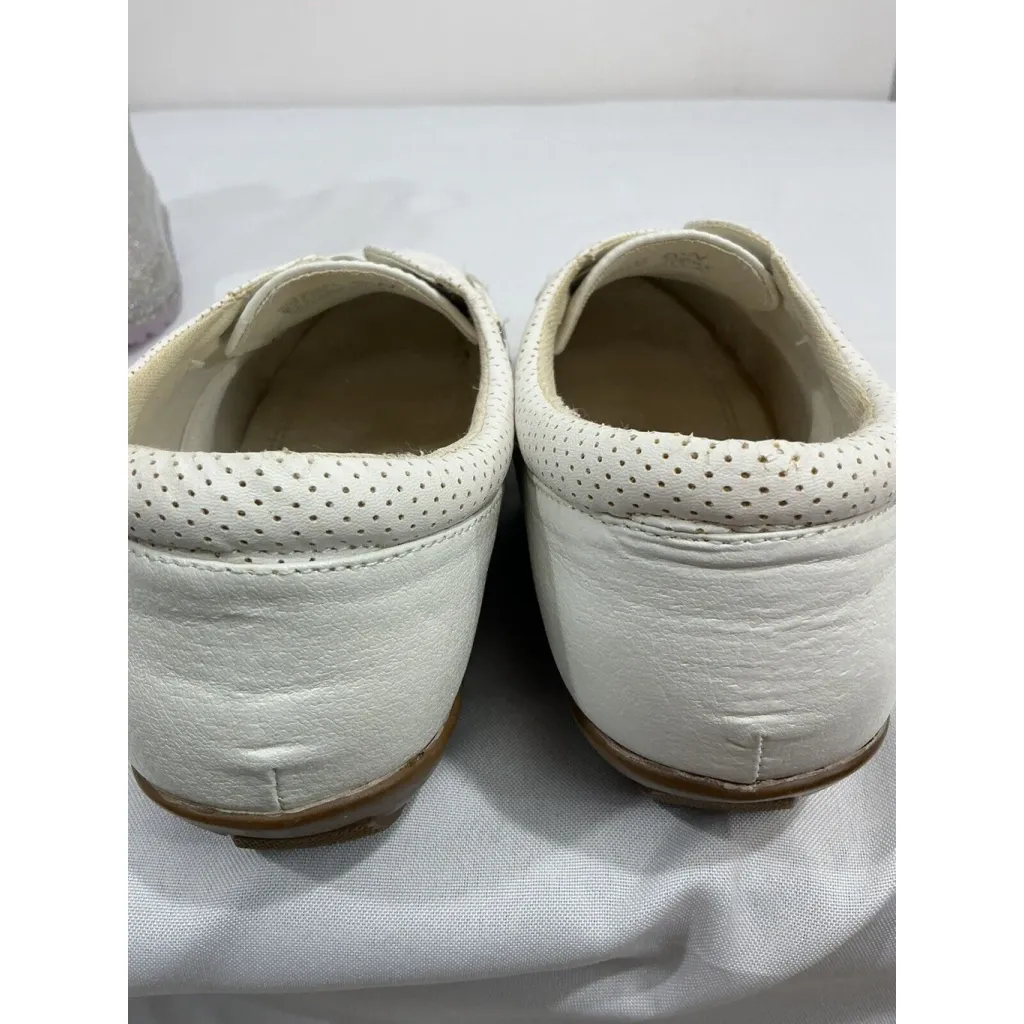 Womans Easy Ones By Beacon White Leather Slip On Shoes Size 9 W - Image 5