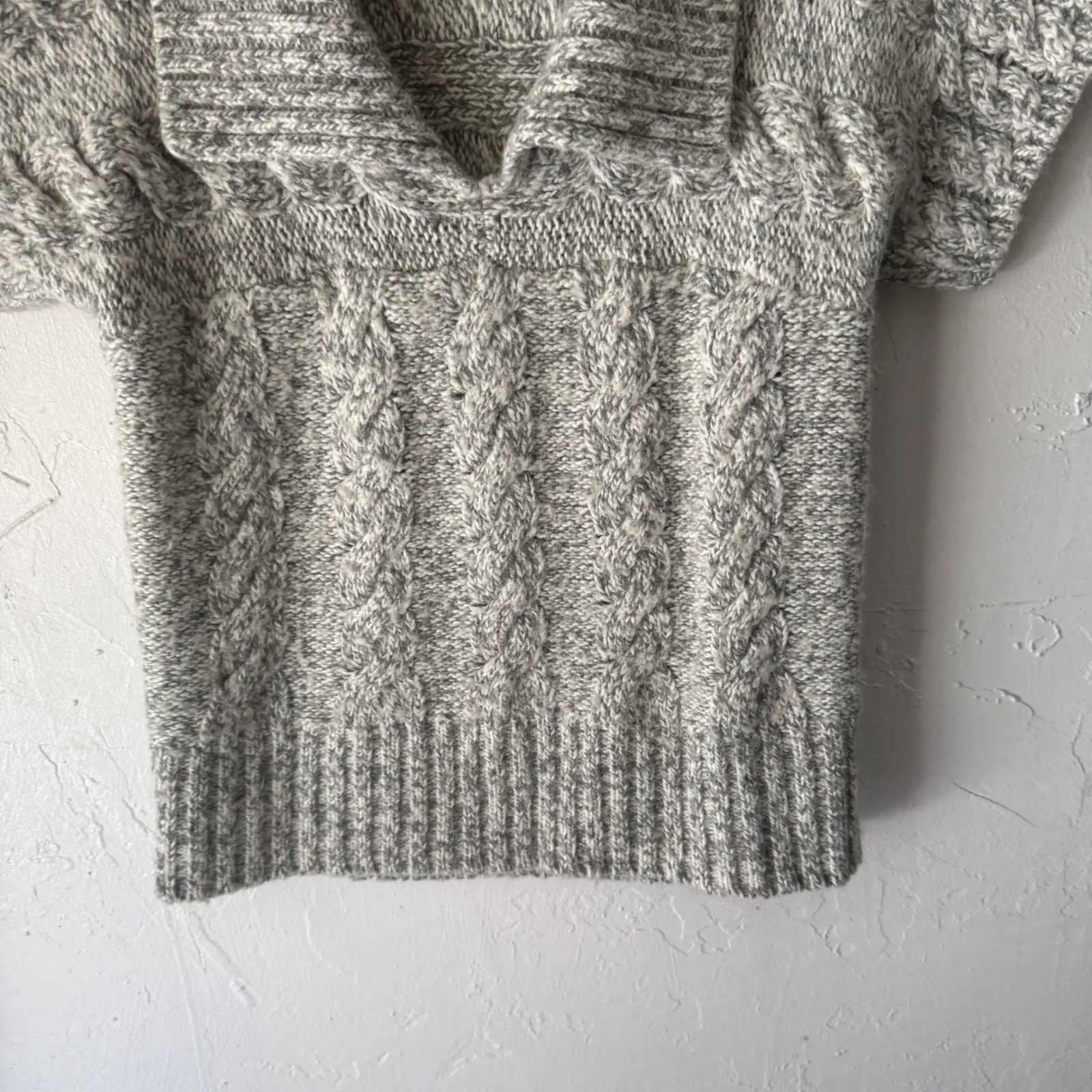Anthropologie Kimchi Blue Cable Knit Gray Sweater‎ Sm Preppy Gilmore Girls - Image 3