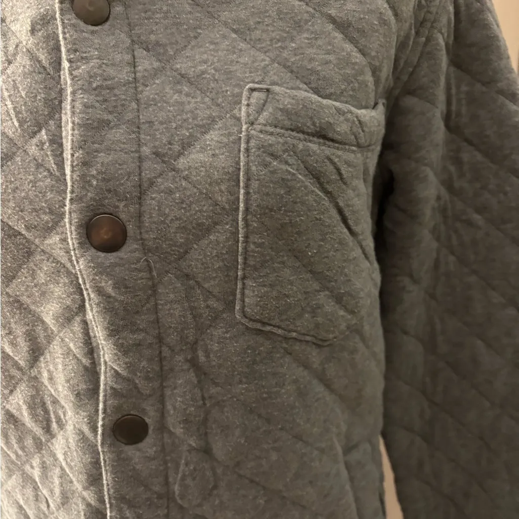 Old Navy Women's Gray Quilted Shirt Jacket Size SP - Image 3