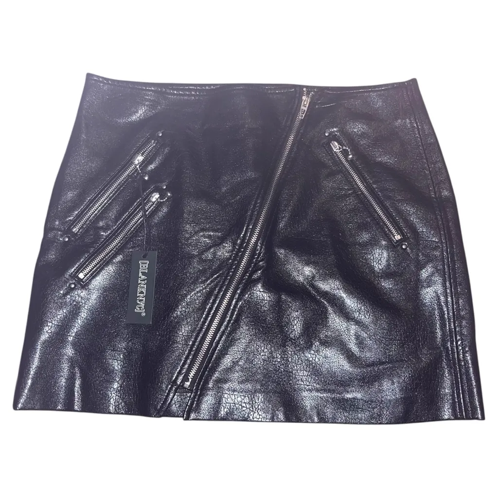 BLANKNYC Vegan Leather Front Zip Mini Skirt in House Party - Image 2