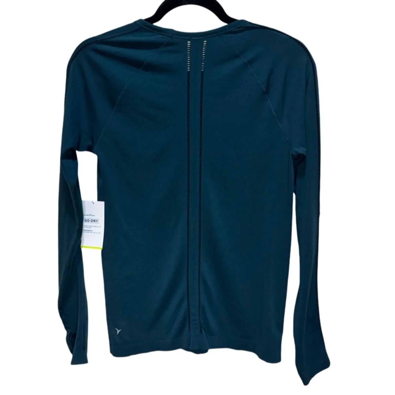 Old Navy Active Go-Dry Fitted Seamless Top - Dark Teal Size M - Image 3