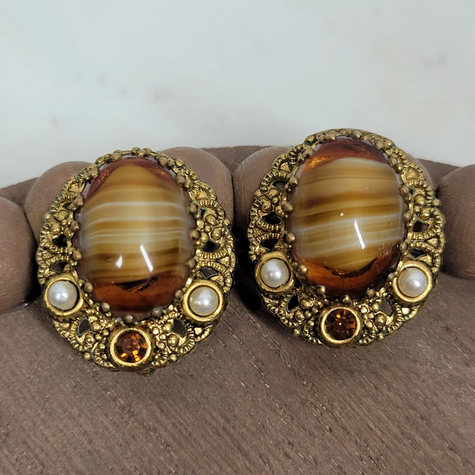 Vintage Clip On Earrings West German Porphyry Glass Pearl Rhinestone Gold Tone Brown - Image 9