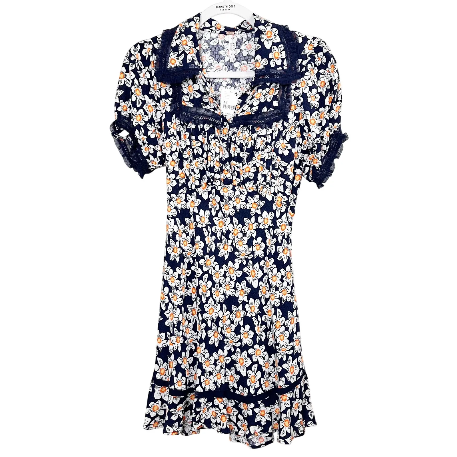 Free People NWT Navy Warm Glow Floral Daisy Lace Puff Sleeve Mini Dress XS - Image 2