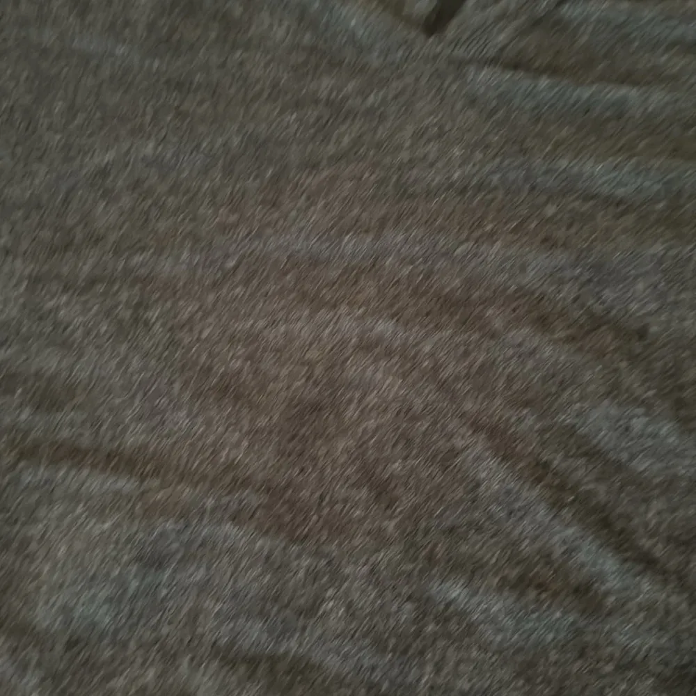 Old Navy V neck long sleeve shirt - Image 3