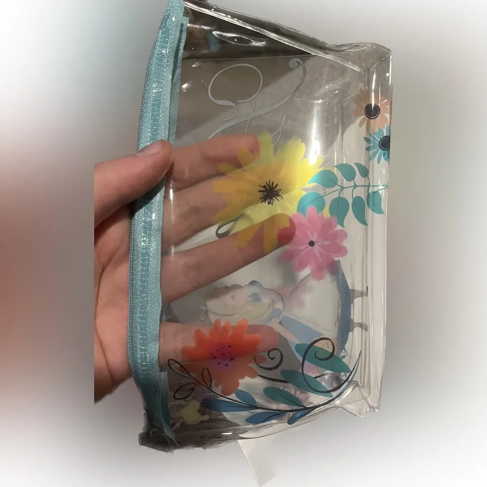 NWT Disney’s Alice in Wonderland Boat Shaped Zipper Storage Pouch Bag - Image 8