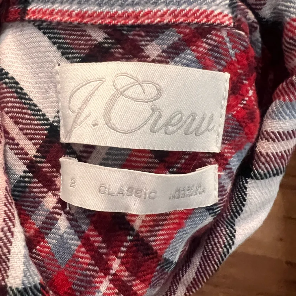 J. Crew Classic Fit Flannel Shirt Womens Size 2 Vintage Plaid Red Black White - Image 9