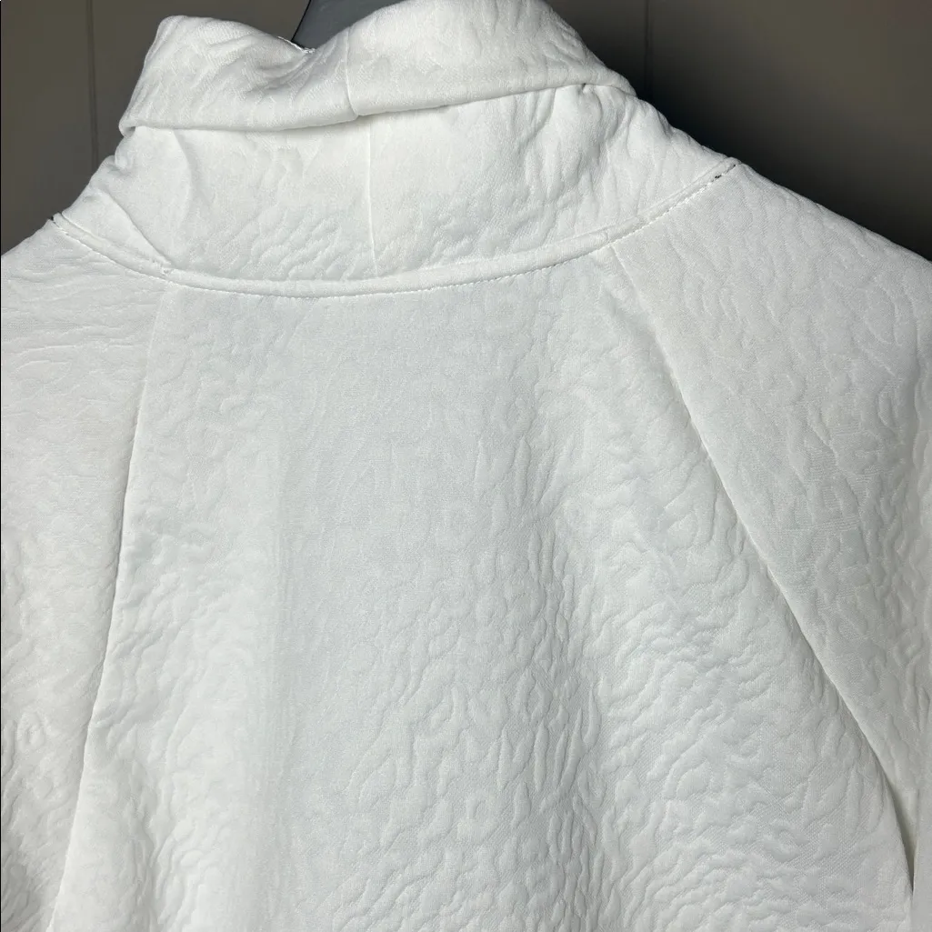 Juicy Couture Womens Jacquard Quilted Crop Pullover Women's Size M Cowl Neck - Image 10