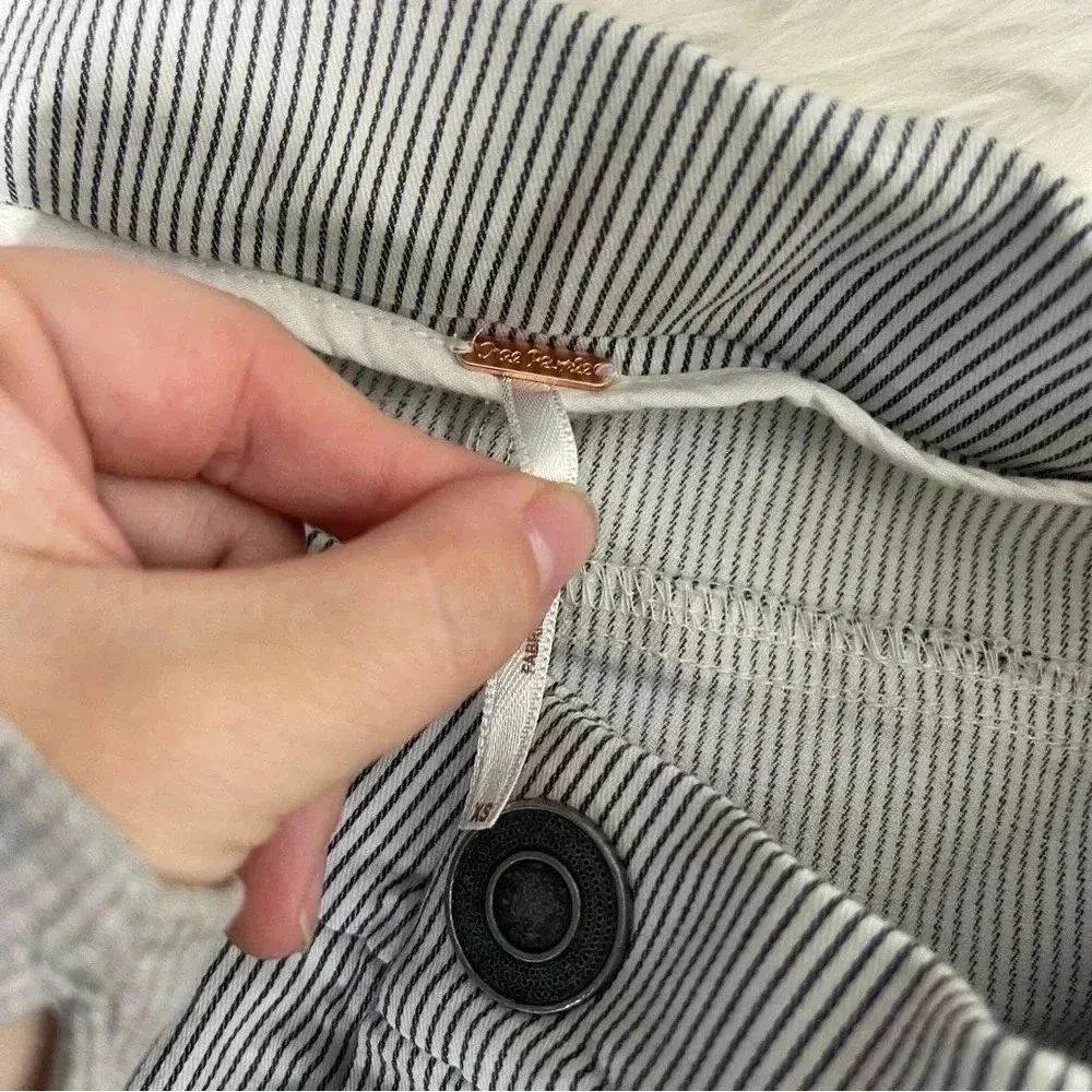 Free People Pants Medium Woman's Florence Crop Flare Striped White Size XS NWOT - Image 6