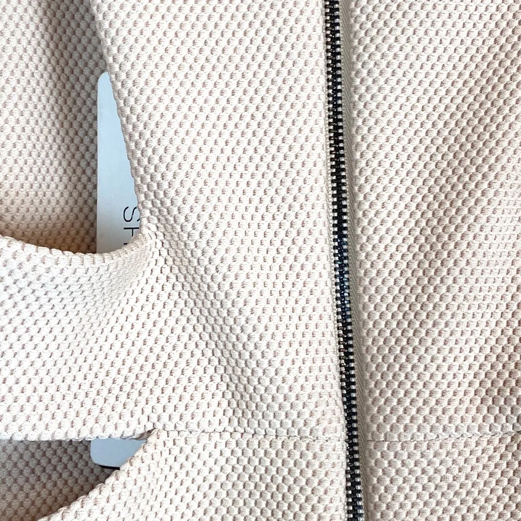 Shilla  The Label Arcadia Cutout Textured Top - Image 3