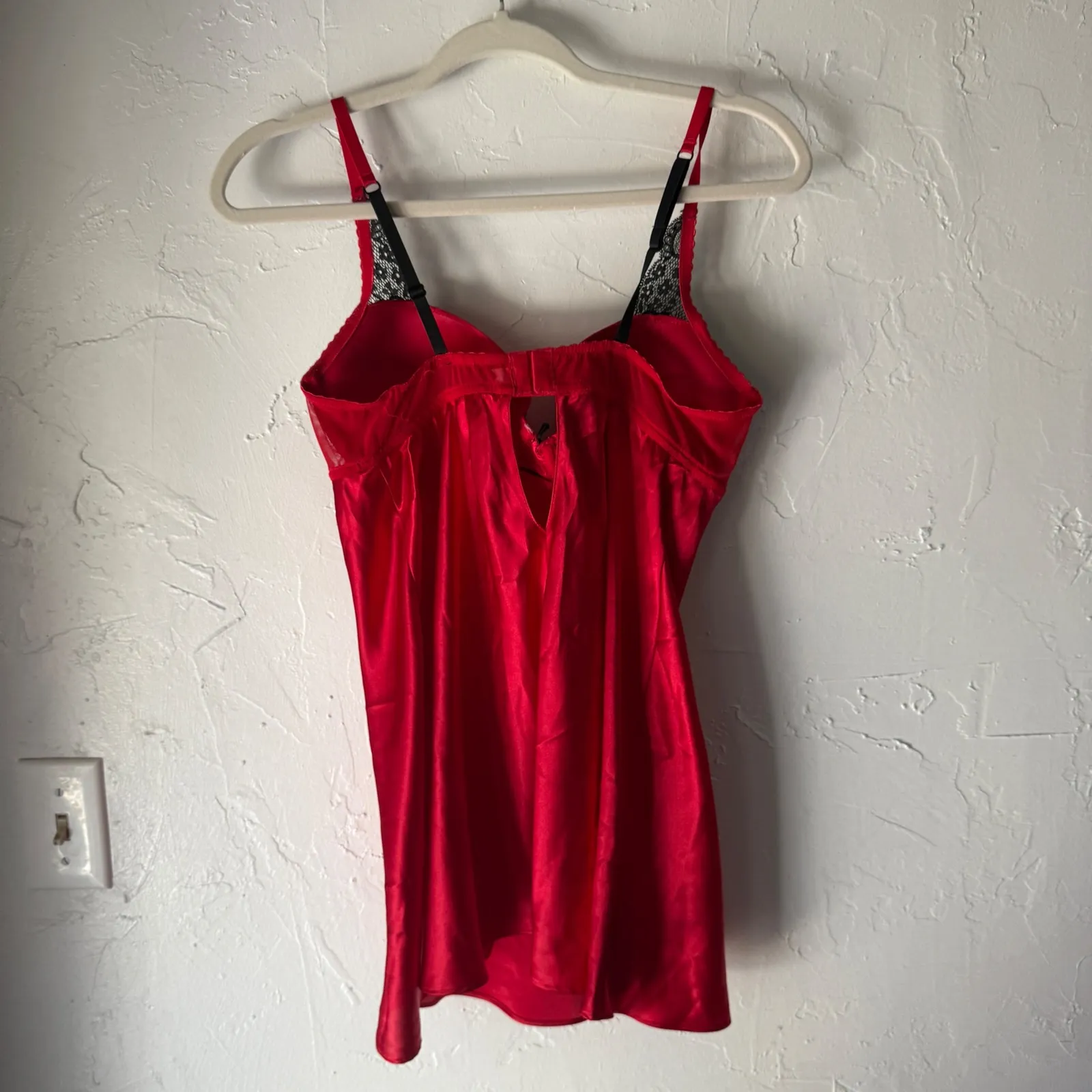 GILLIGANO OMAI & CO Red Satin Lace Trim Camisole‎ Top M Coquette Sexy Lingere Size 00 - Image 4