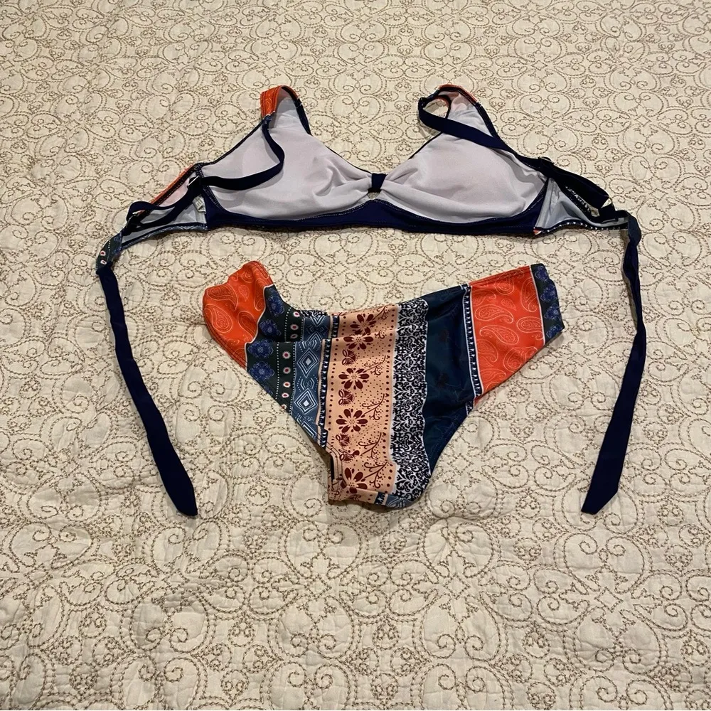 Women’s Multicolor Patterned Two Piece Bikini Size Medium Blue - Image 10
