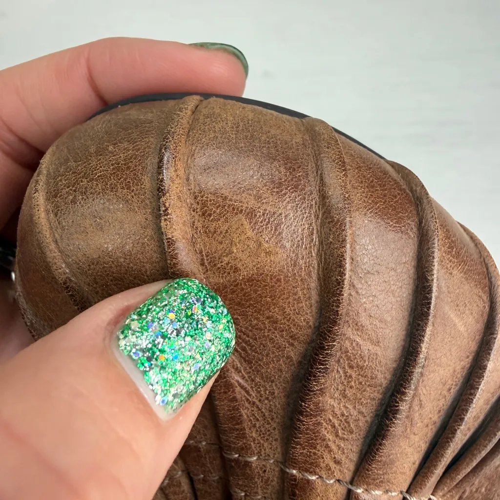 Taos Calypso Brown Leather Pleated Detail Slip - Image 4