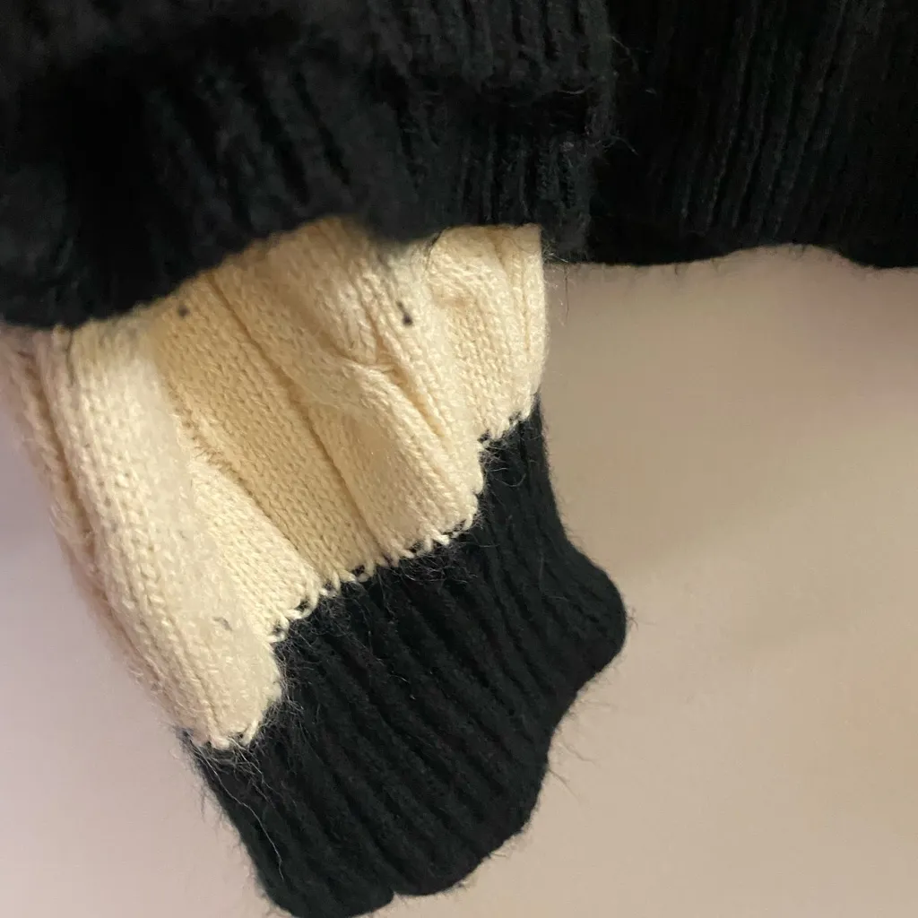 Womens V Neck Acrylic Knit Sweater 2XL Bust 48” Black & White Striped Stripes Size XXL - Image 6