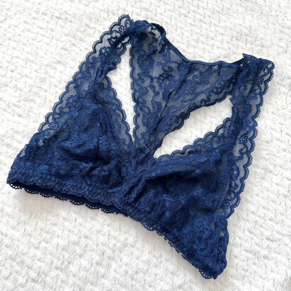 Victoria's Secret Lace Bralette XS Racerback Unlined Blue V Neck Coquette Grunge - Image 2