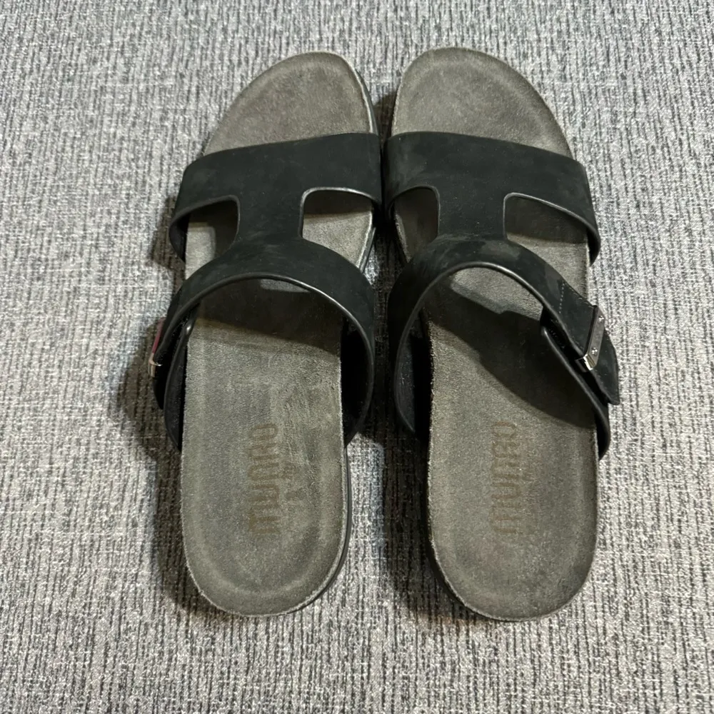 Munro Judy Slide Sandals - Image 5